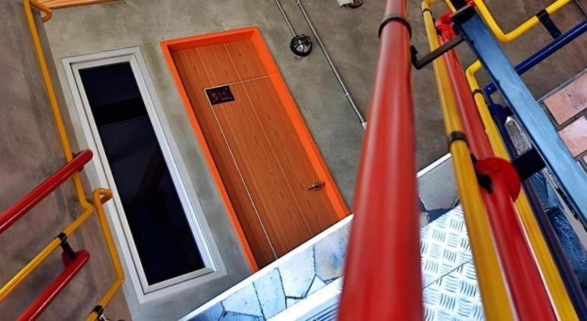 Tanisa Resort Чумфон Екстериор снимка