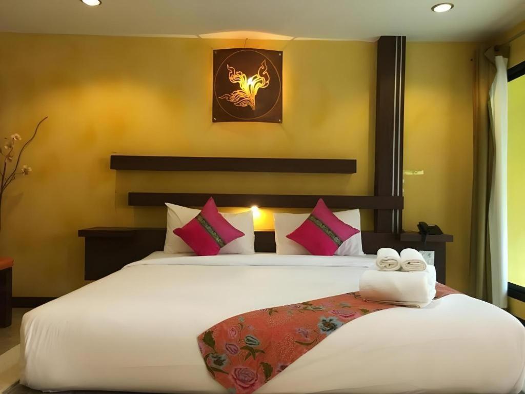 Tanisa Resort Чумфон Екстериор снимка