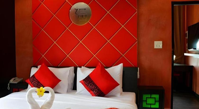 Tanisa Resort Чумфон Екстериор снимка