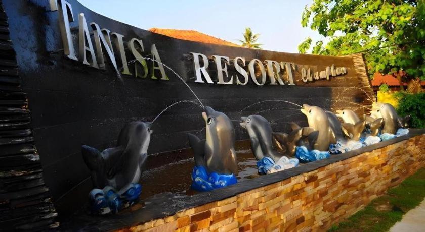Tanisa Resort Чумфон Екстериор снимка