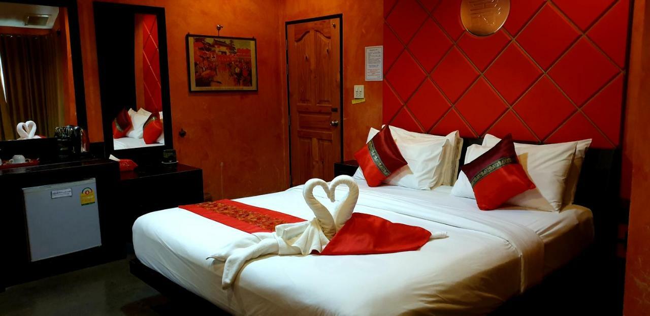 Tanisa Resort Чумфон Екстериор снимка